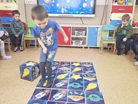 День космонавтики